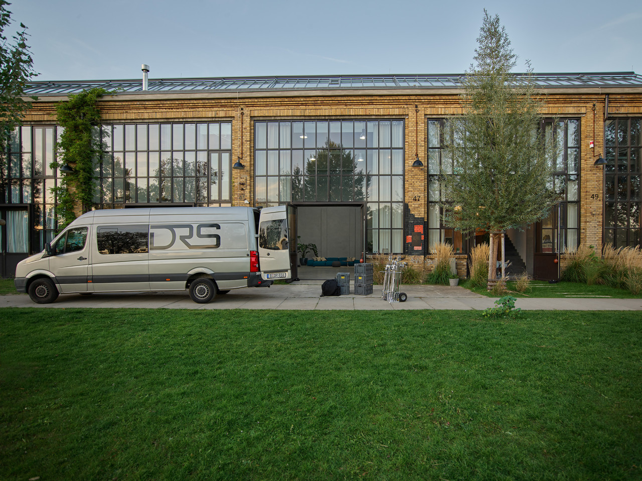 plush74 location scouting film photo event rental event space berlin studio11