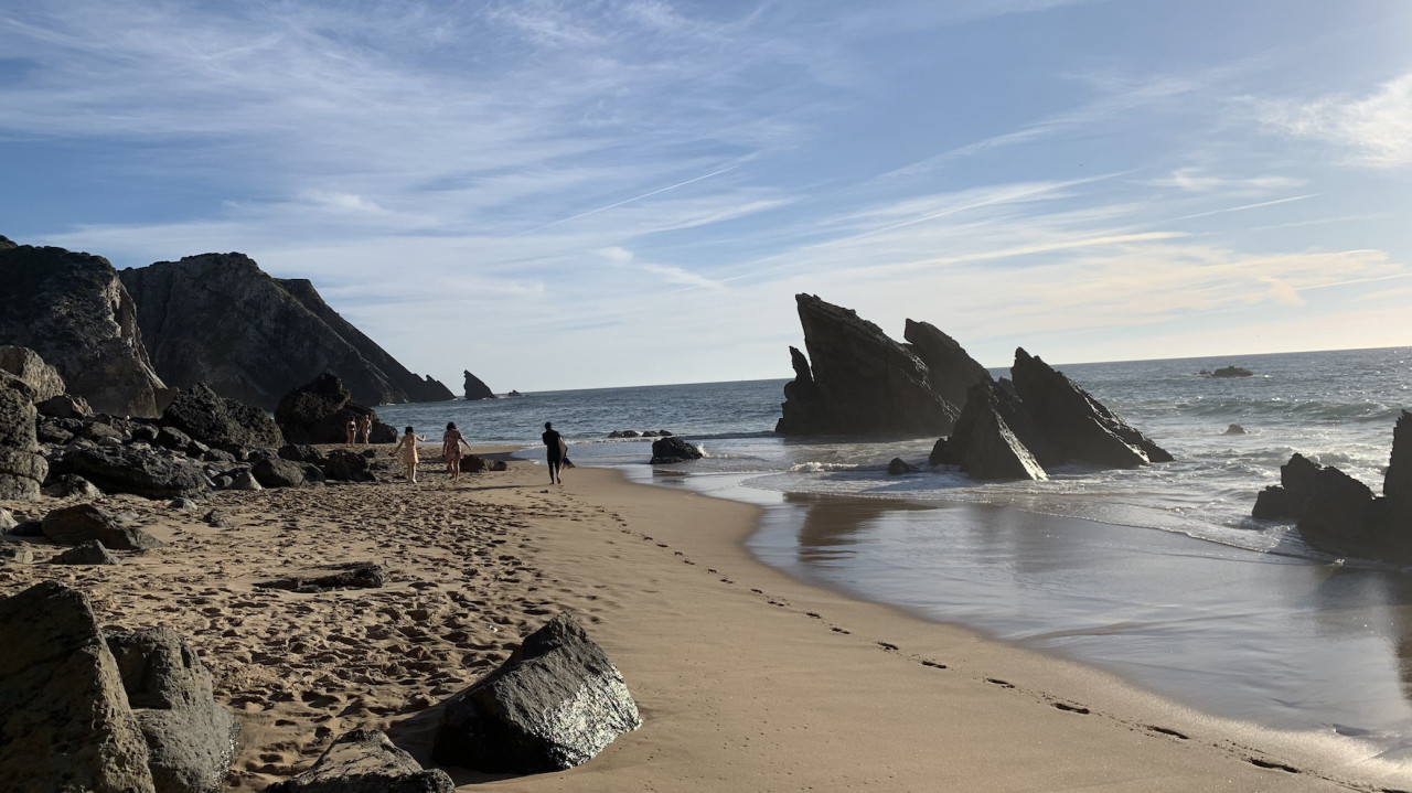 plush74 portugal lisbon sintra location rent shoot film landscape beach rocks 23