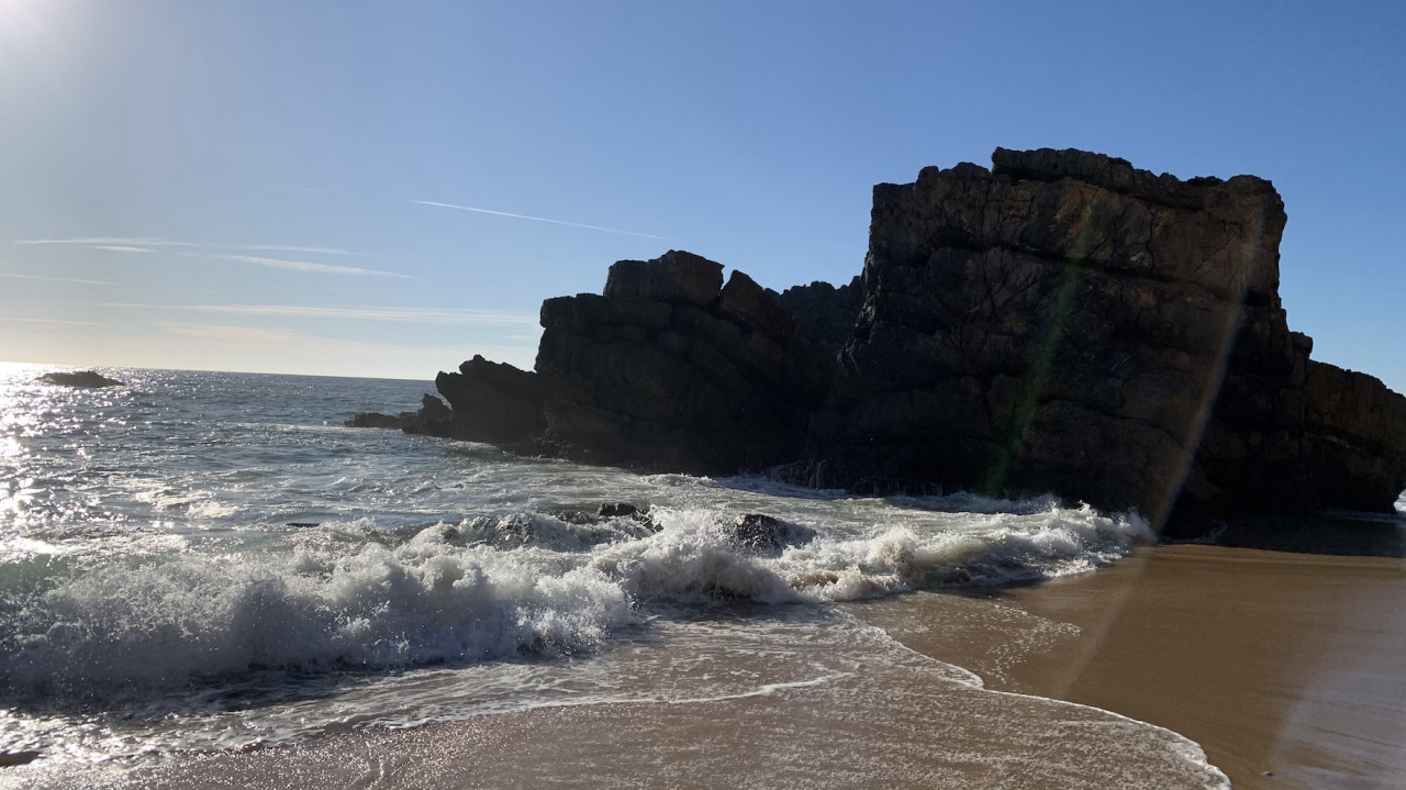 plush74 portugal lisbon sintra location rent shoot film landscape beach rocks 7