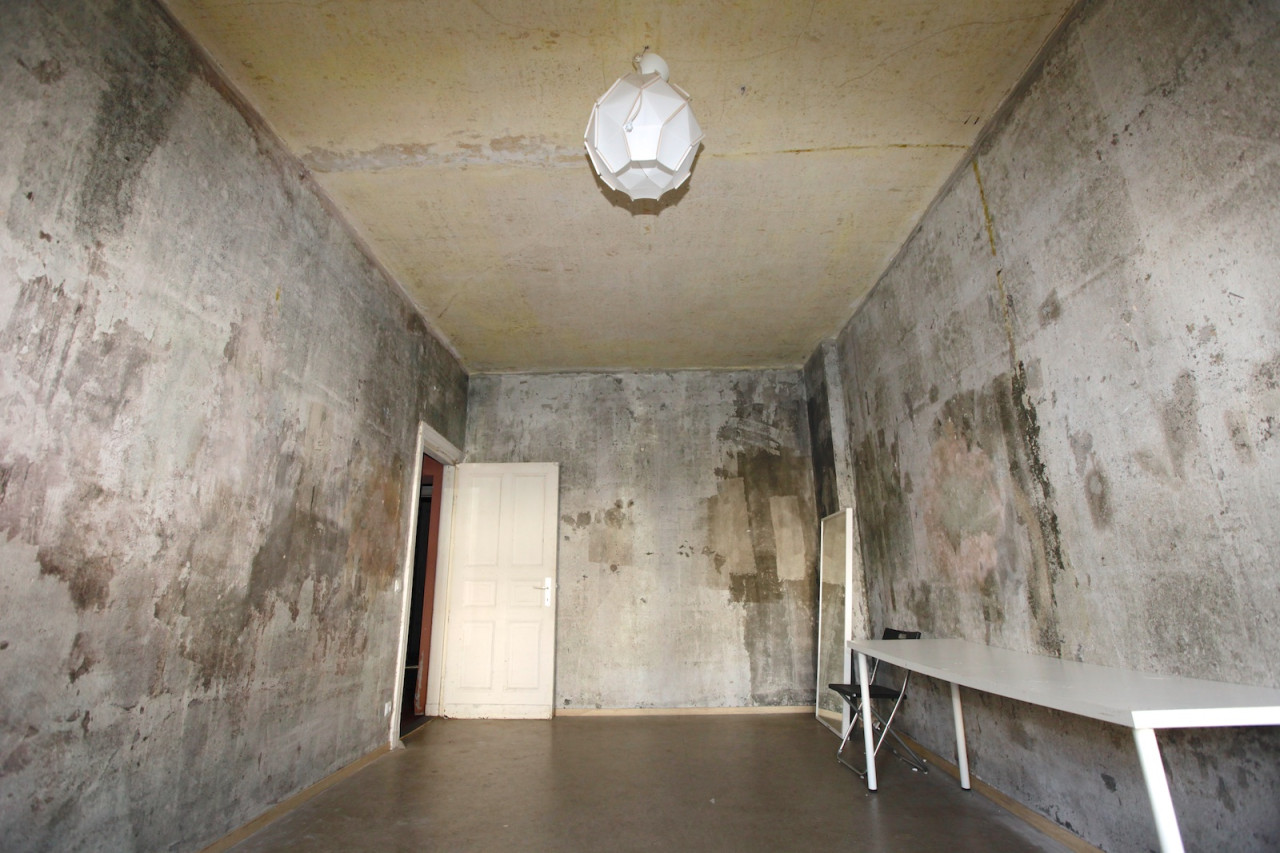 SEVERAL UNRENOVATED APARTMENTS