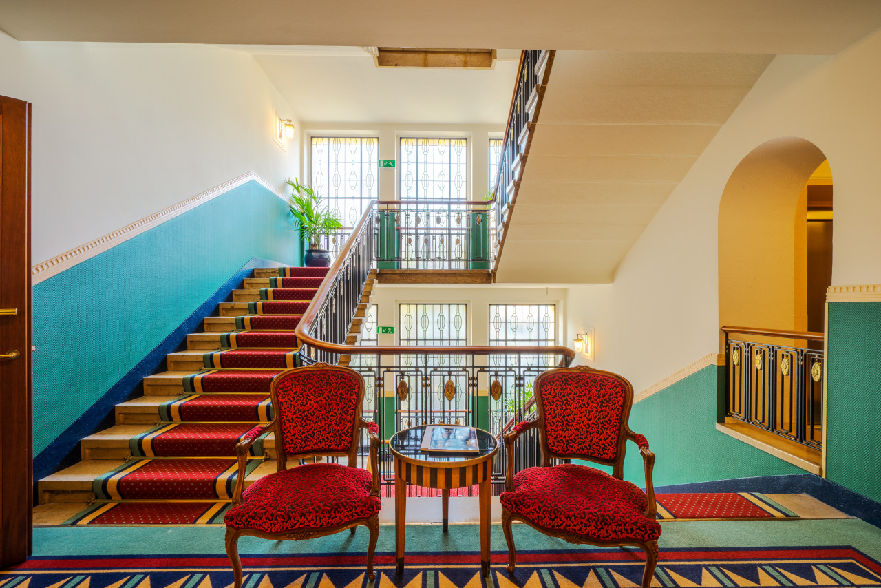 Unique Art Deco Palace