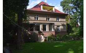 Classical Garden Villa Retreat in Berlin-Nikolassee