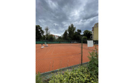 BERLIN COURT 04