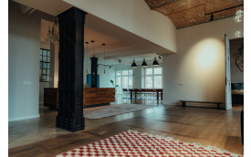 KOSMOPOLITISCHE LOFT