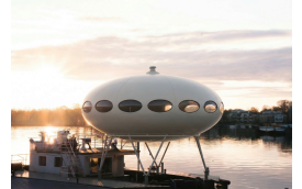 FLOATING UFO