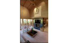 LUSSUOSO CHALET DI MONTAGNA A GSTAAD