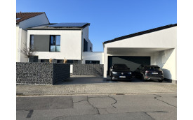 MODERN TWO-STORY HOUSE WOLFSBURG