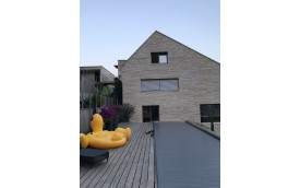 MODERN VILLA WITH POOL