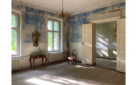 RAW BEAUTIFUL ESTATE