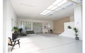 ZWEISTÖCKIGES STUDIO