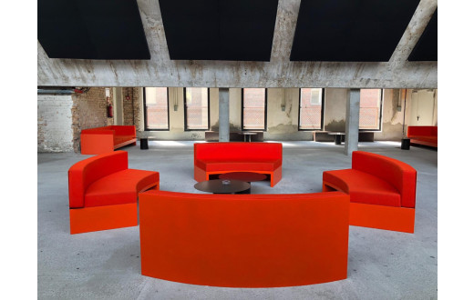 plush74 monochrome bar studio 1