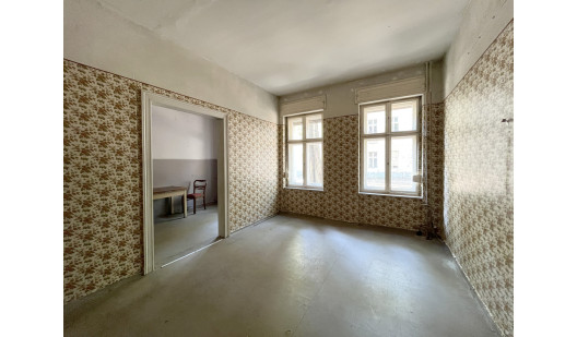 1920s apartment