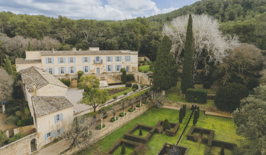 plush 74 domaine du grand fontanille 102392 7