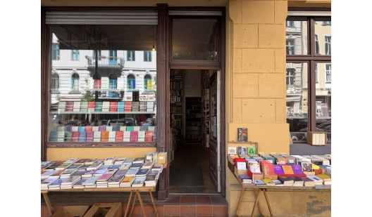plush74 antique bookshop berlin 13