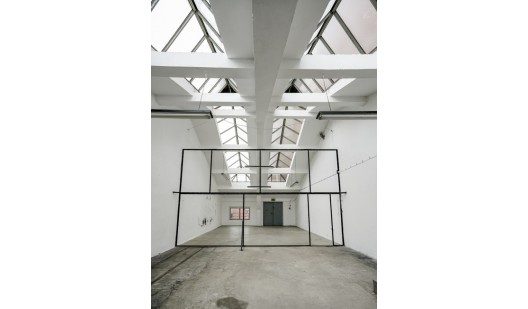 plush74 berlin warehouse industrial gallery art location film photo event scout 30