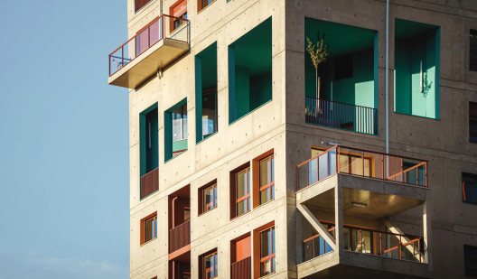 plush74 colourful brutalist housing paris 4