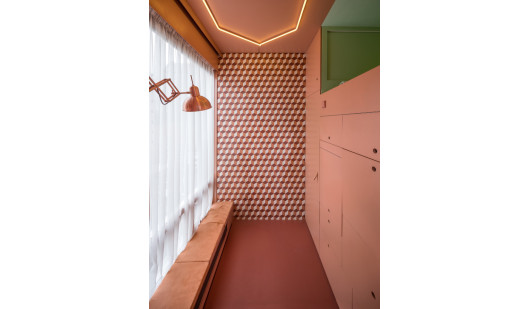 plush74 colourful tiny apartment rotterdam 27