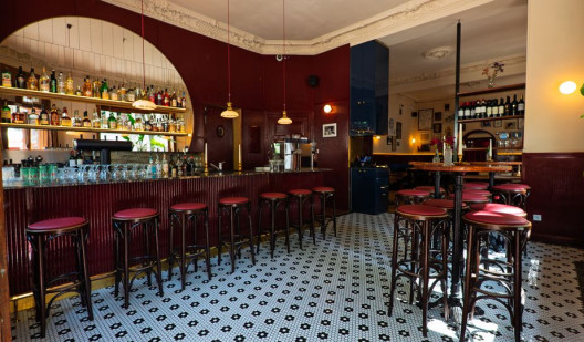 plush74 corner restaurant berlin kreuzberg 1