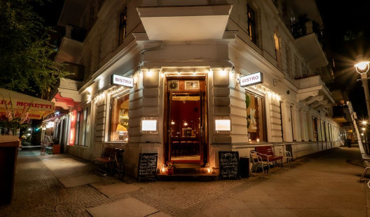 plush74 corner restaurant berlin kreuzberg 2
