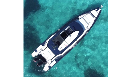 plush74 film photo shooting location scouting luxury boat sea13