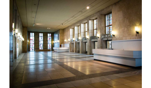 plush74 grand hall west berlin 3