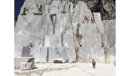 plush74 italy tuscany location rent shoot film photo marble quarry mountain 14