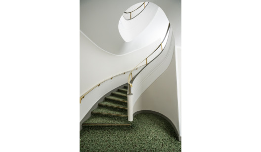 plush74 location scout hotel luxury stairs berlin germany17