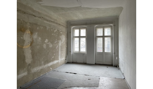 plush74 location scouting film photo event rental germany berlin abandoned unrenovated vacant apartment1 (1)