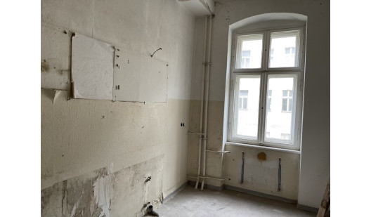 plush74 location scouting film photo event rental germany berlin abandoned unrenovated vacant apartment9 (1)
