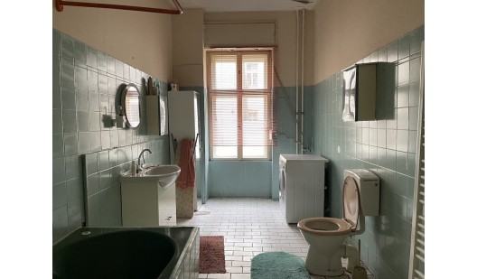 plush74 location scouting film photo event rental germany berlin pastell bathroom bathtub2