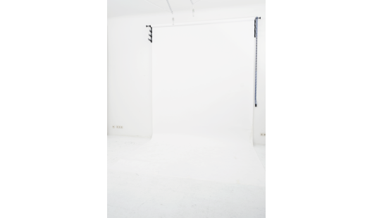 plush74 minimalist white studio berlin 2