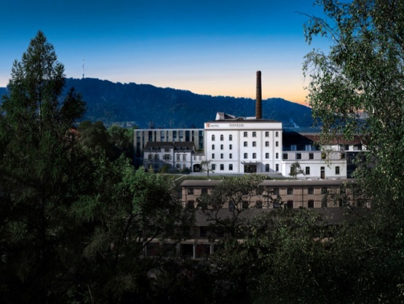 b2 hotel aussen hoch