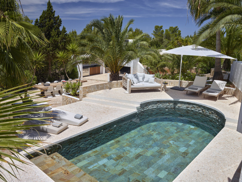 felpa 74 casa media luna ibiza 91322 1