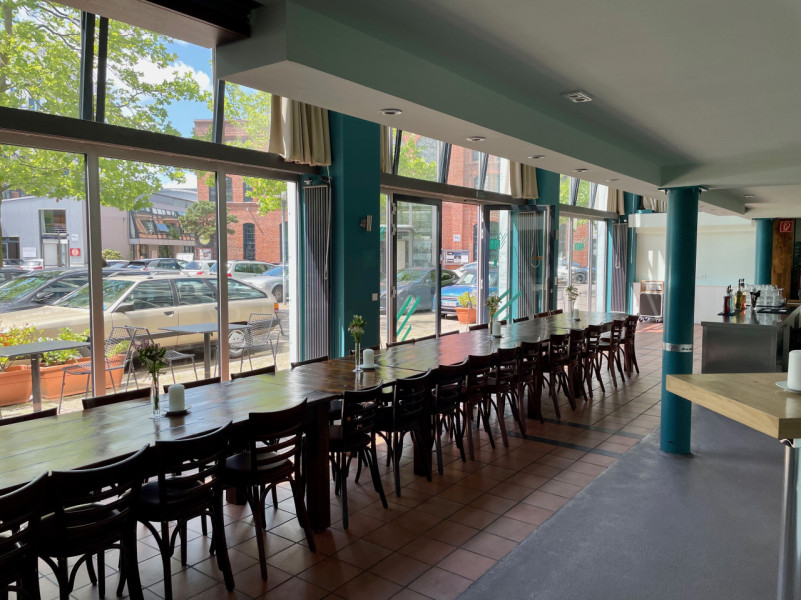 peluche74 spazio eventi altona 2