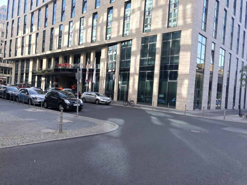 plush74 berlin street scouting modern shoot film photo agency 5