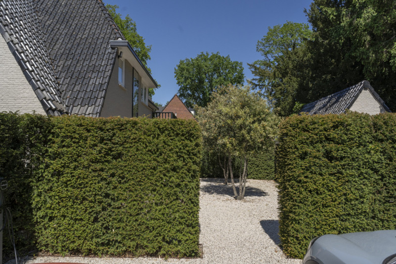 plush74 saubere moderne Villa laren 55