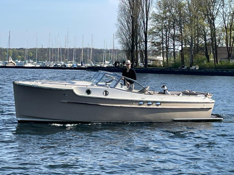 plush74 film photo event boat location berlin germany2