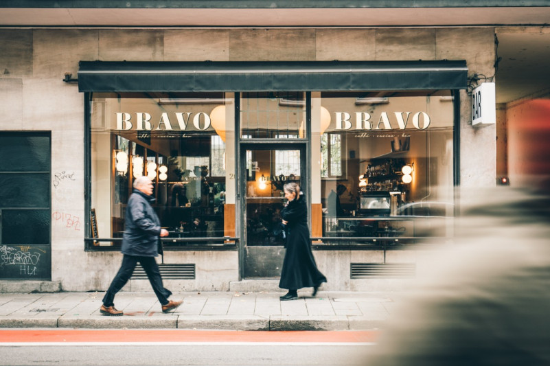 felpa74 pelicula foto evento lugar alemania munich bar italiano 1