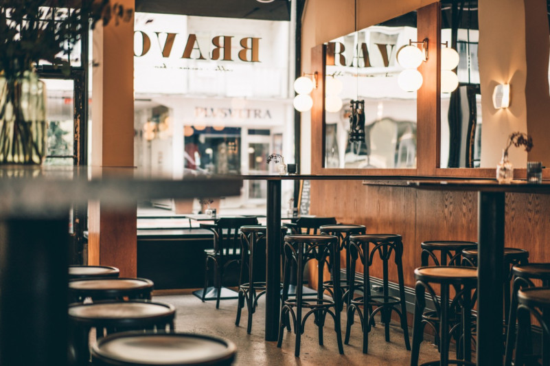 felpa74 pelicula foto evento lugar alemania munich bar italiano 4