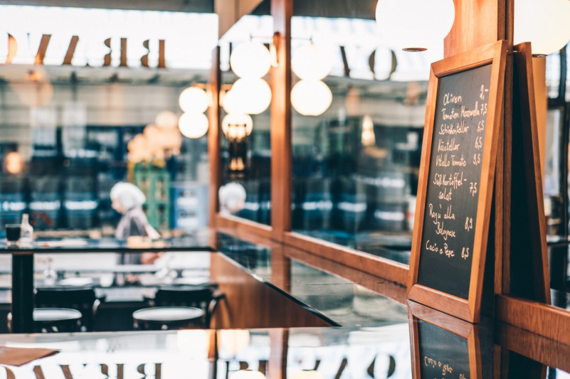 felpa74 pelicula foto evento lugar alemania munich bar italiano 6