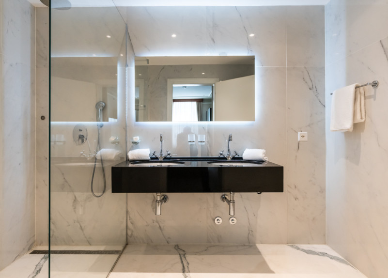 plush74 grand history hotel 12