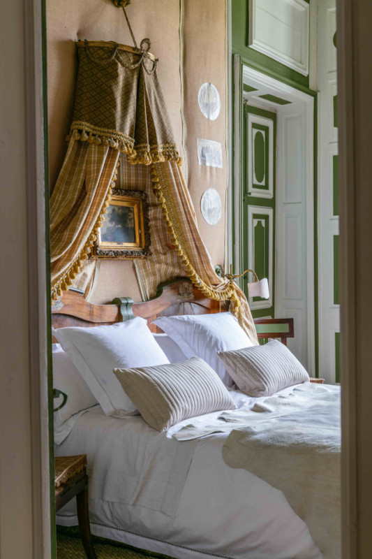 plush74 historic french chcteau in auge 35