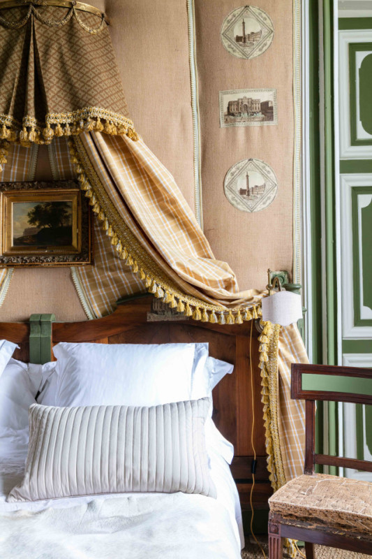 plush74 historic french chcteau in auge 36