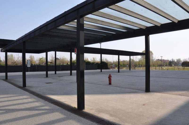 plush74 italy milano location rent shoot film photo streets parking modern architecture glass 27