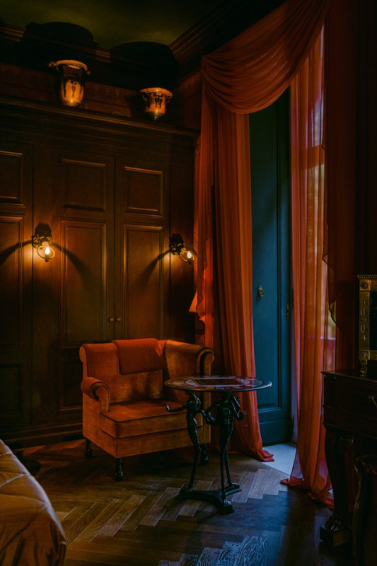 plush74 italy villa lake location rent wedding shoot film photo luxury glamour marble velvet 33