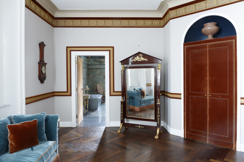 plush74 italy villa lake location rent wedding shoot film photo luxury glamour marble velvet