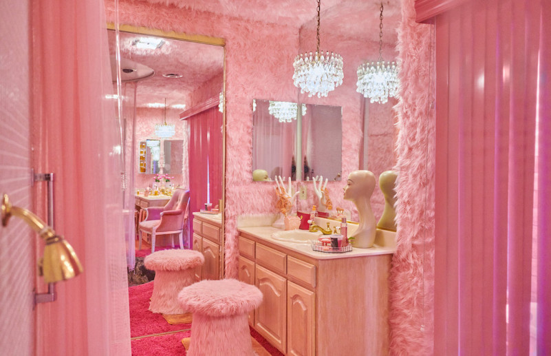 pluche74 locatie californië design vintage meubels roze paleis shoot film foto mode auto scouting44