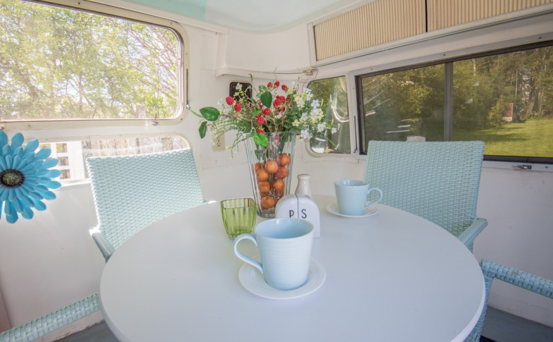 plush74 ubicación película foto canada bc único airstream vintage montaña vintage 10