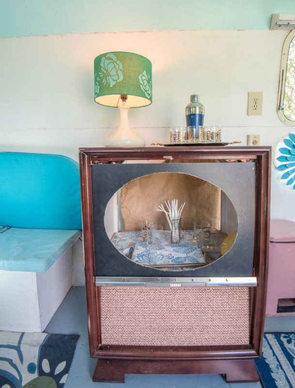 felpa74 ubicación película foto canadá bc único airstream vintage montaña vintage 2