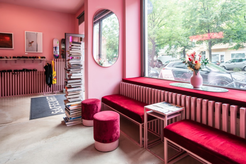 peluche74 lugar foto película berlín alemania tienda tienda rosa cámara 22